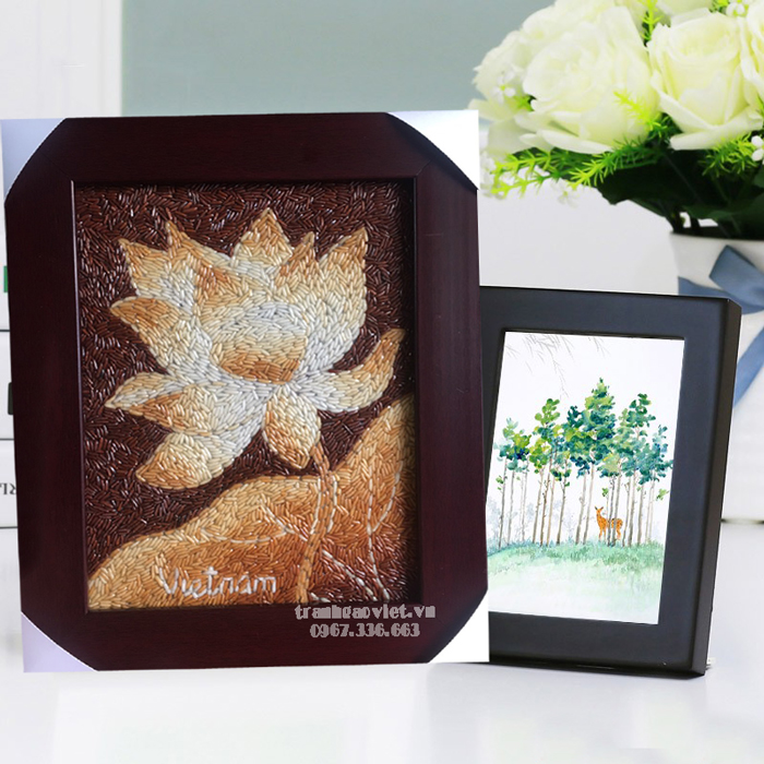 Tranh để bàn hoa sen