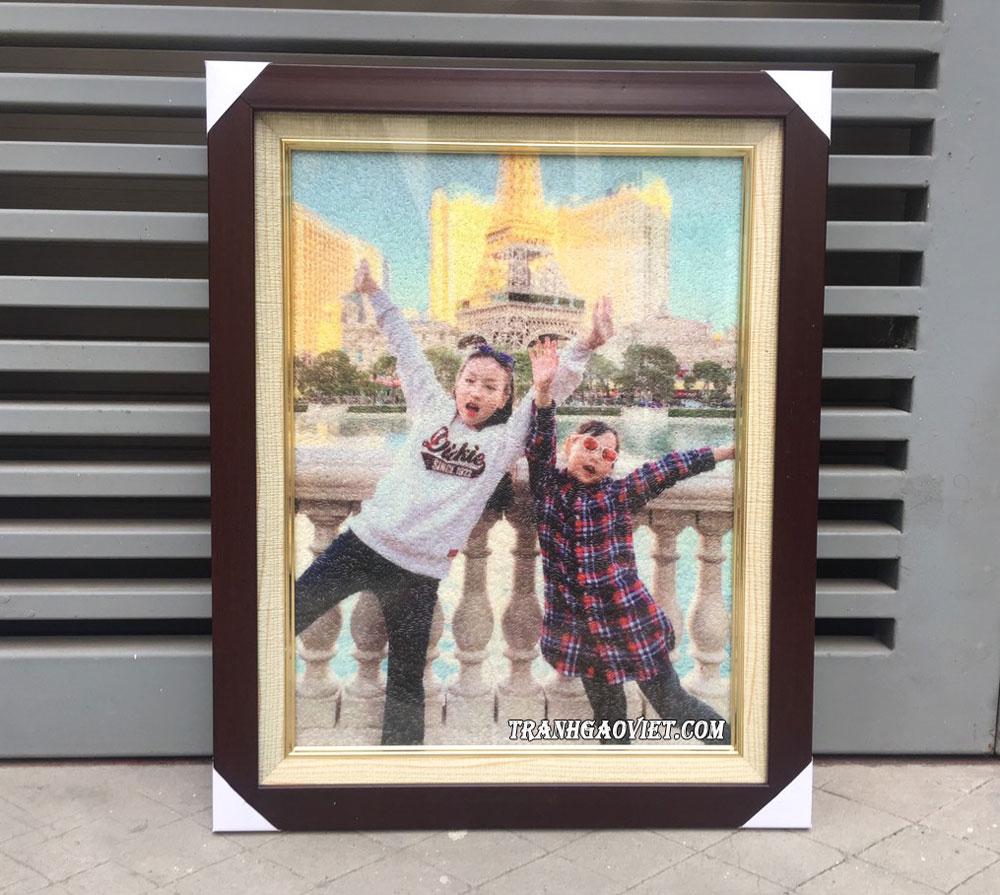 ch&acirc;n dung 2 b&eacute;