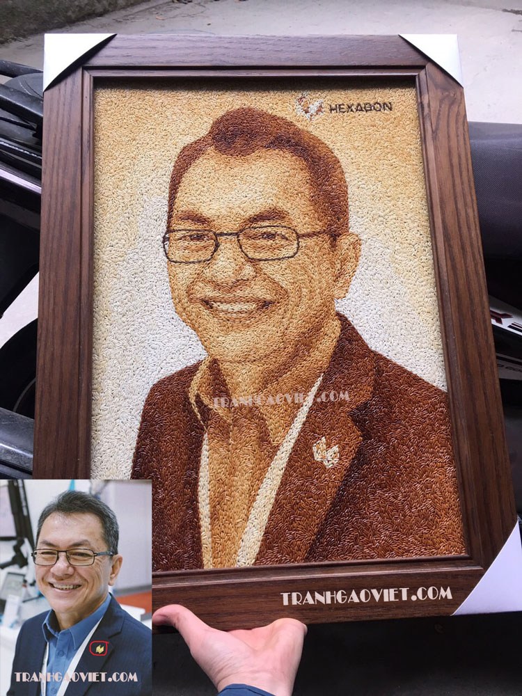tranh gạo ch&acirc;n dung tặng sếp