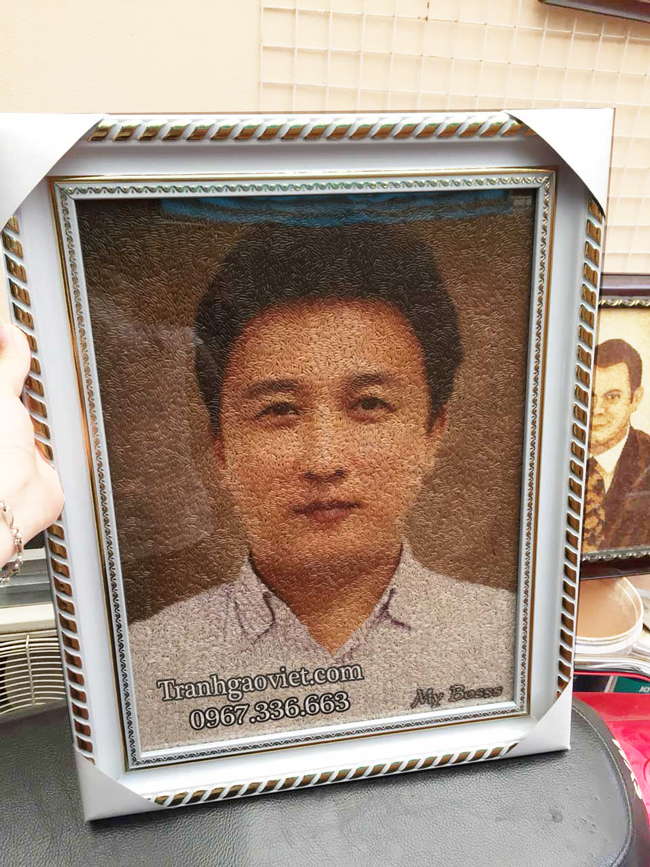 Tranh gạo m&agrave;u qu&agrave; tặng sếp