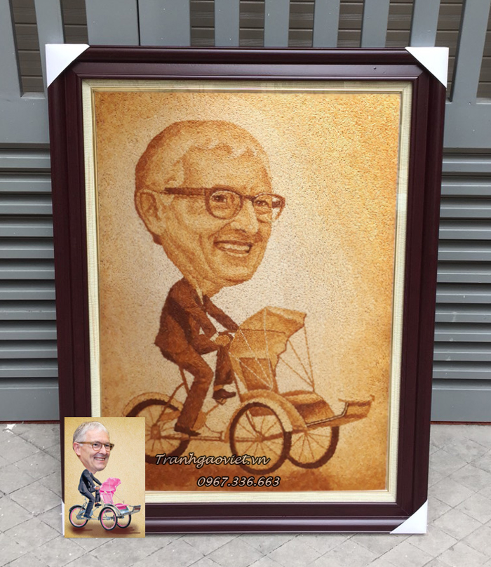 Tranh gạo ch&acirc;n dung kh&aacute;ch được thiết kế theo y&ecirc;u cầu v&agrave; l&agrave;m thủ c&ocirc;ng