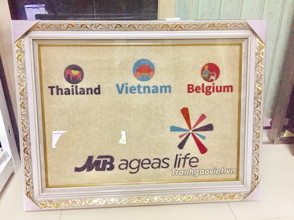 Logo doanh nghiệp thích hợp làm quà tặng đối tác ý nghĩa