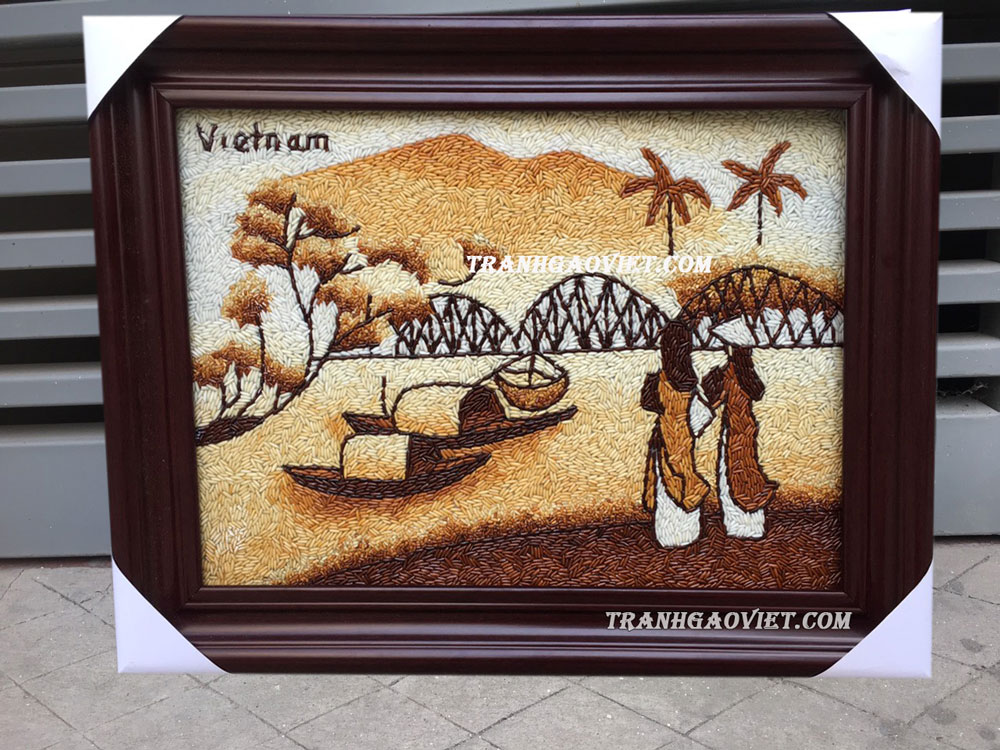 c&ocirc; g&aacute;i &aacute;o d&agrave;i v&agrave; cầu trường tiền