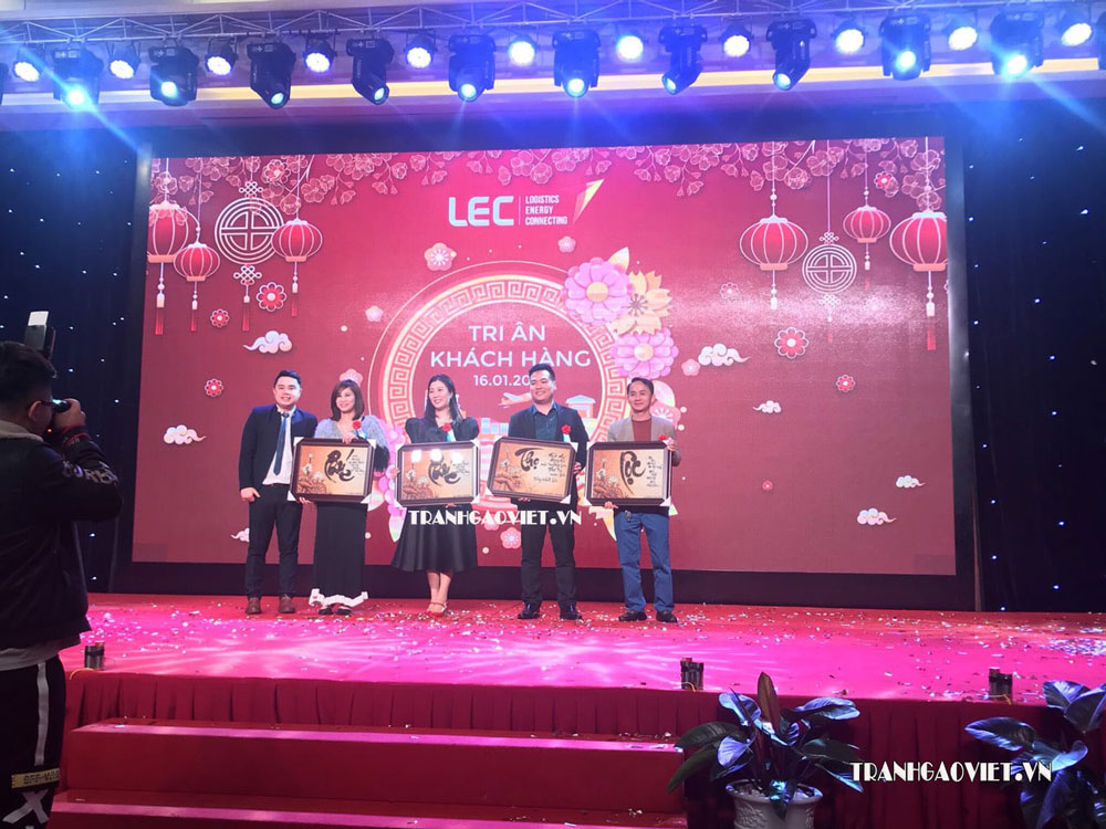 qu&agrave; tặng sự kiện tran gạo chữ PH&uacute;c