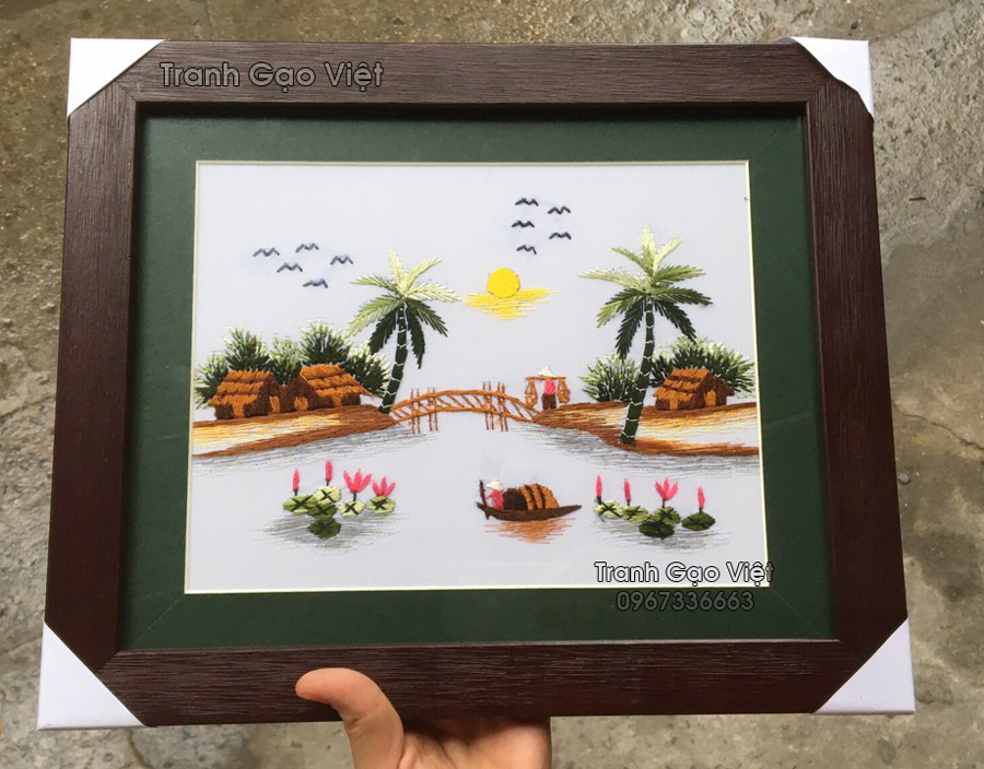 tranh th&ecirc;u tay phong cảnh miền t&acirc;y