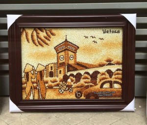 Tranh gạo Chợ Bến Thành