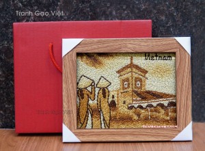 Tranh gạo để bàn Chợ Bến Thành