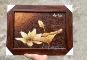 Tranh gạo Hoa Sen