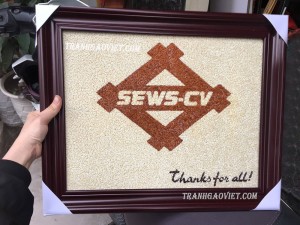 Tranh gạo logo SEWS