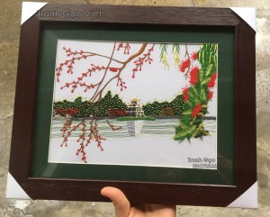 Tranh thêu tay hồ gươm