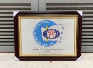 Tranh tặng trường Tiểu học Hương Đình