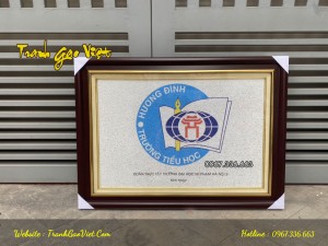 Tranh logo quà tặng nhà trường